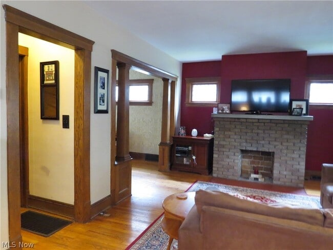 Photo - 17469 Norton Ave