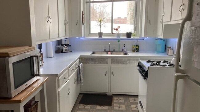 Photo - 3760 Ave Saint-Kevin Unit 3