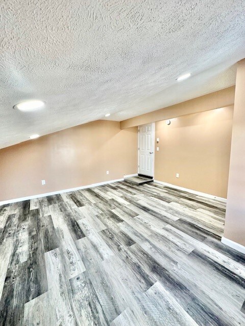 Photo - 1 N Diamond St