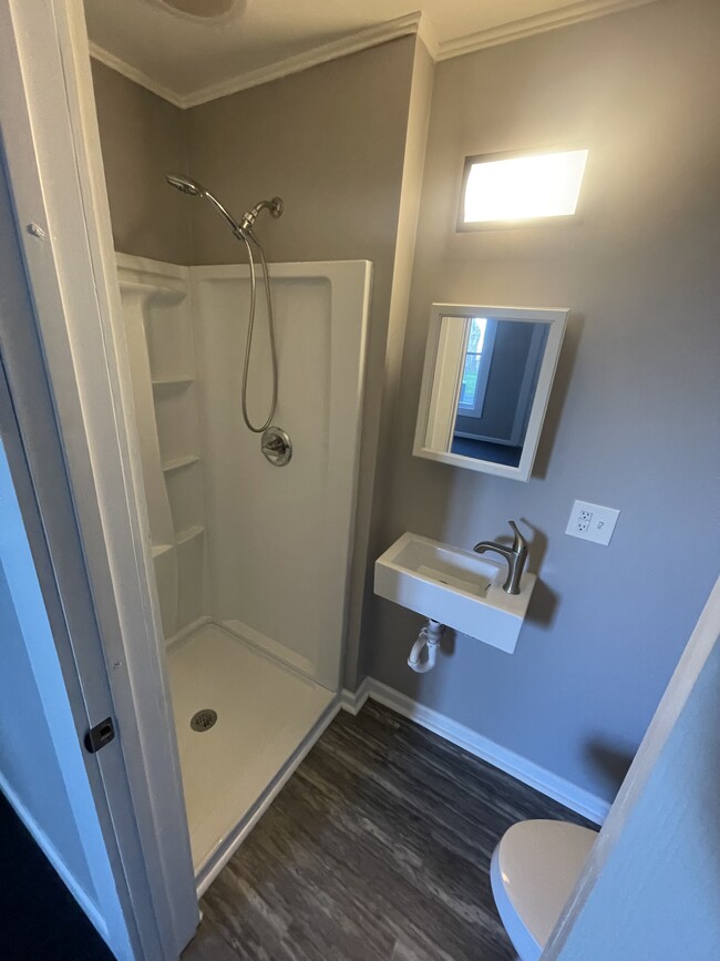 Photo - 1389 Broadway Unidad 1389 Lower