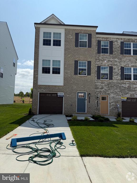 Building Photo - 16626 Green Glade Dr Rental