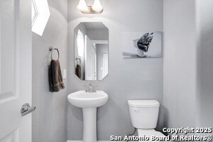 Photo - 9159 Mare Hunt