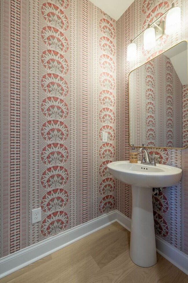 Photo - Great floor plan, Washer and Dryer Include...