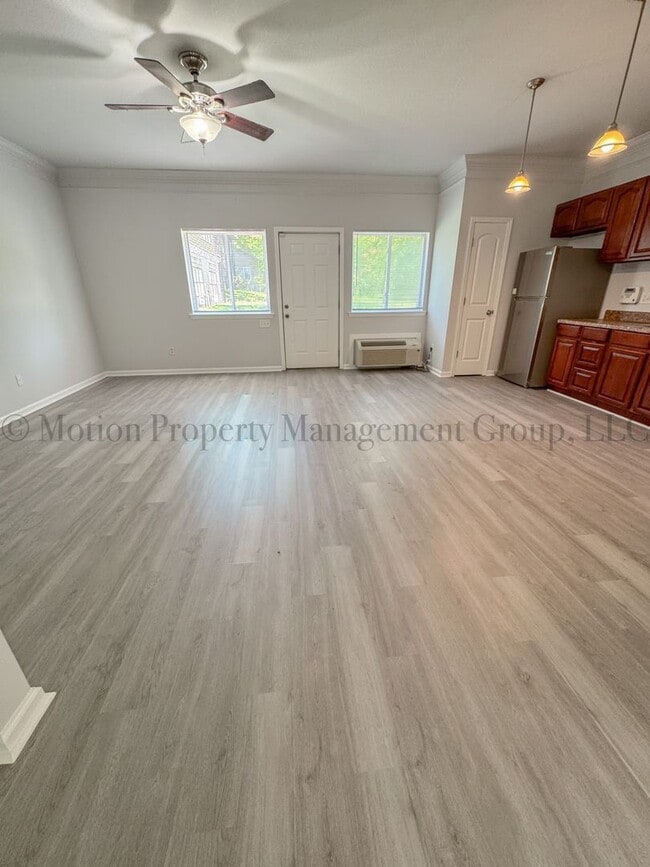 Photo - 6916 Northside Dr Unit B