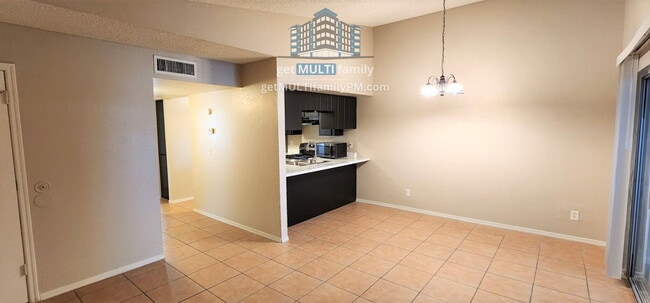Photo - 1903 N Spring Unit 202