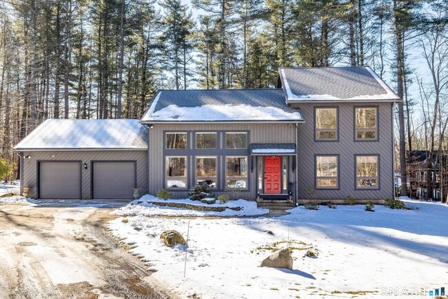 Building Photo - 9 Belshyre Ct