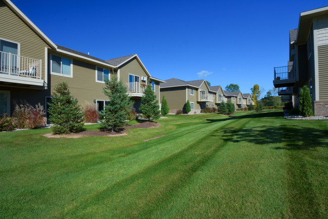 De Pere Crossing - De Pere Crossing Apartments