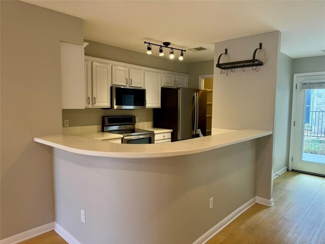 Photo - 6900 E Riverside Dr Unit 8