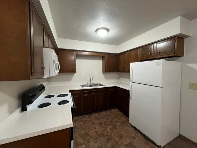 Photo - 4244 S 51st St