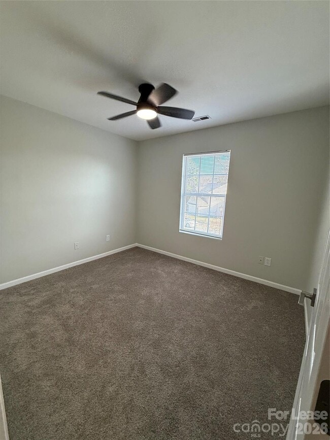 Photo - 7021 Sunman Rd