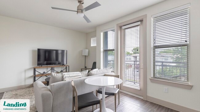 Photo - 3383 Cedarplaza Ln Unidad 1209.1404481