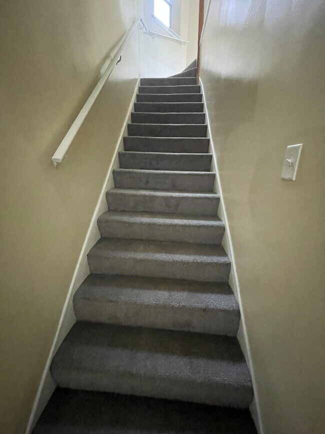 Photo - 1500 S Trumbull Ave Unit 2