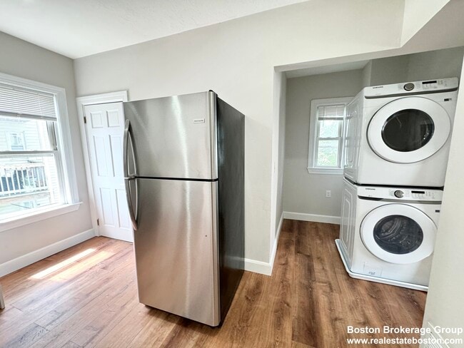 Photo - 6 Cawfield St Unit 2