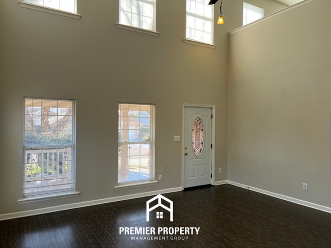 Photo - Spacious 4BR Huntsville Home with Hardwood Floors, Island Kitchen & Fenced Yard