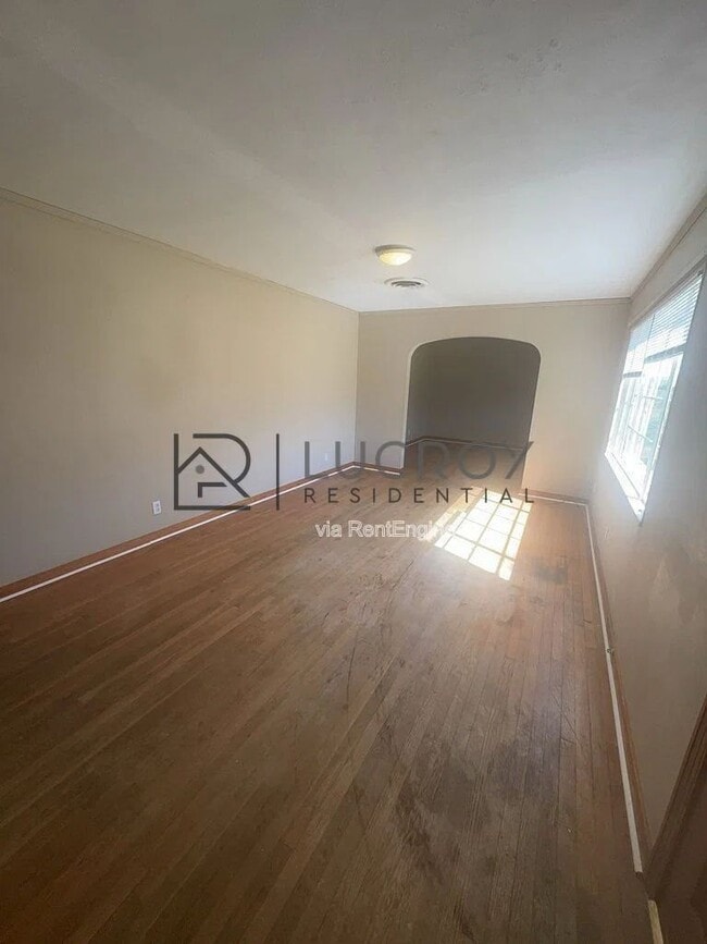 Photo - 316 Woody Dr