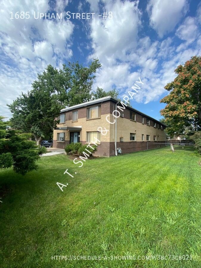 Photo - 1685 Upham St