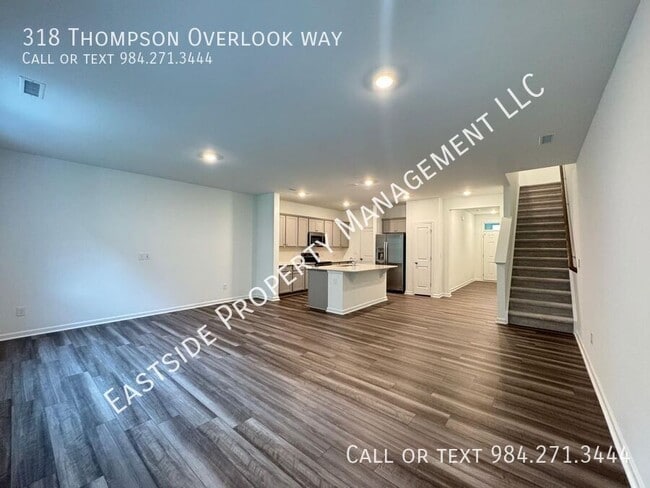 Photo - 318 Thompson Overlook Wy