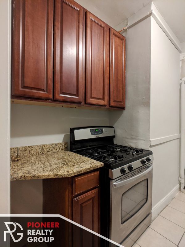 Photo - 540 W Surf St Unit GDN