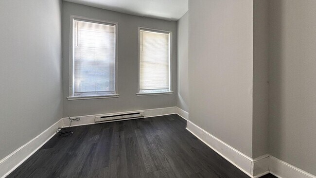 Photo - 2427 N Cleveland St Unit 1F