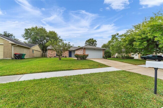 Photo - 6630 Tara Dr