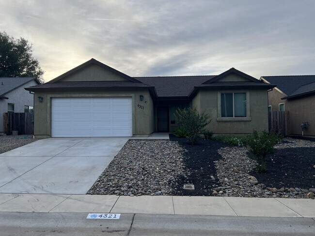 Photo - 4321 Paulson Ln