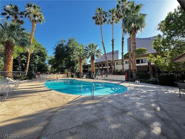 Photo - 350 E Desert Inn Rd Unidad C103