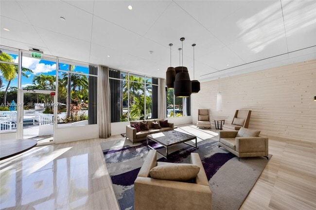 Photo - 100 Bayview Dr Unit 606