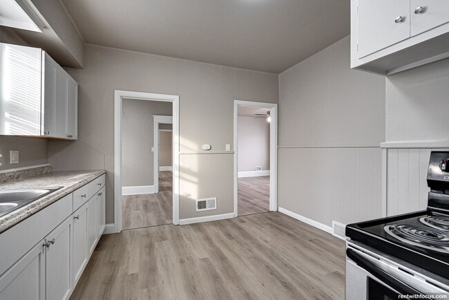 Photo - 135 Broad St Unidad 135