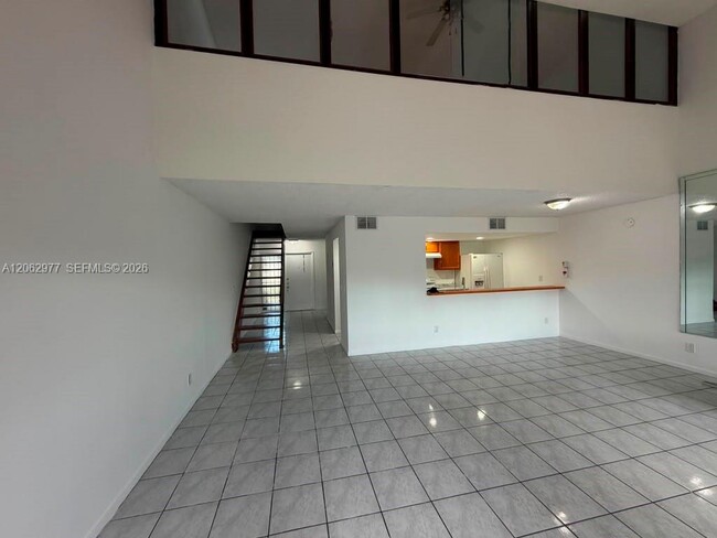 Building Photo - 4045 SW 68th Way Unit 5-I