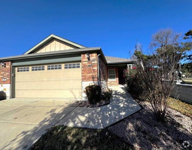 Building Photo - 347 Brenham Pass Rental