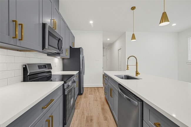 Photo - 4606 Crown Grove Ln