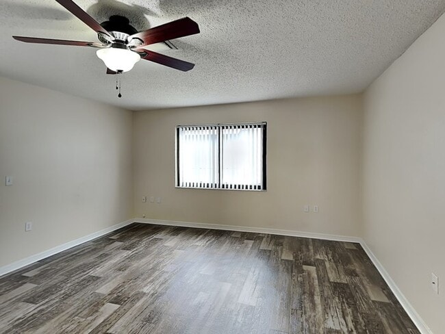 Photo - 7527 Atherton Ave