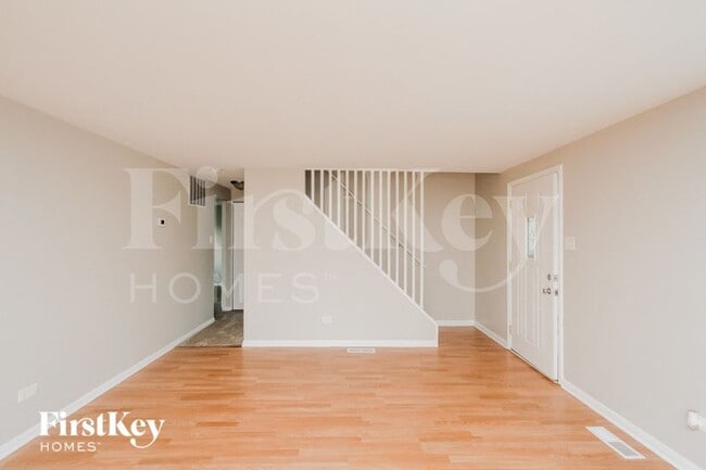 Photo - 171 Craig Dr W