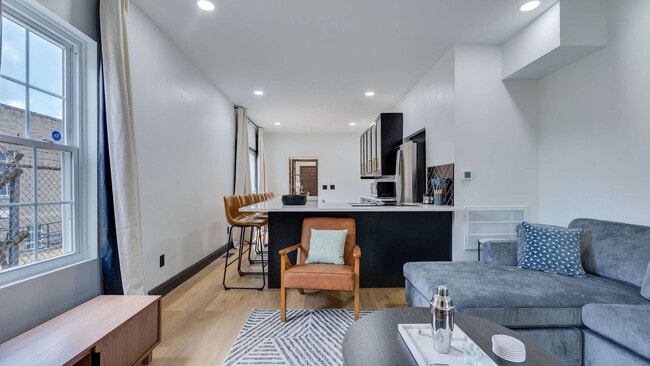 Photo - 1279 Indianola Ave Unidad SI ID1407029P