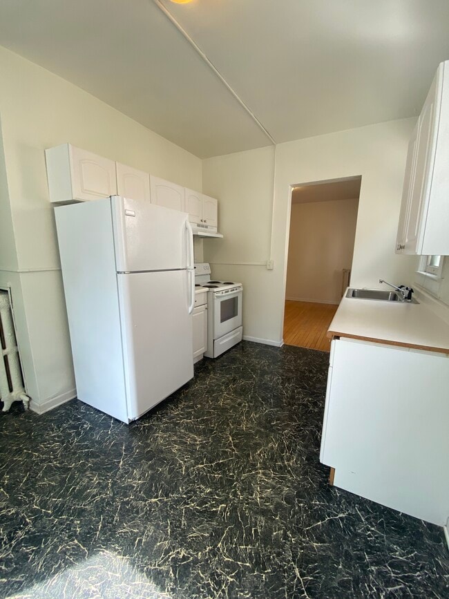 Photo - 24 N Butler St Unit #2