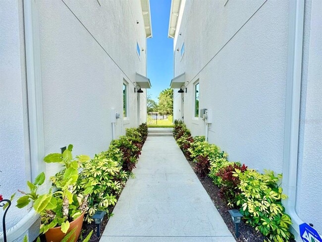 Photo - 4740 Legacy Park Dr