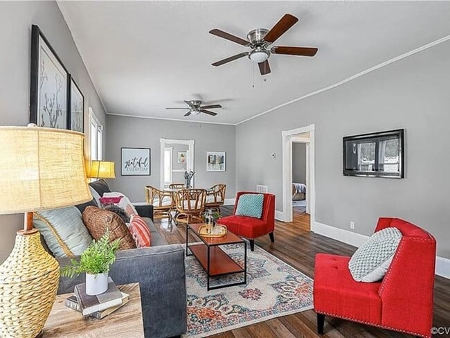 Photo - 2609 Poplar St