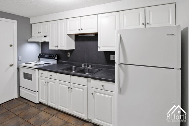 Photo - Hillside Terrace Apartments