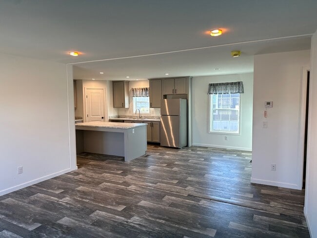 Photo - 311 E 36th Pl