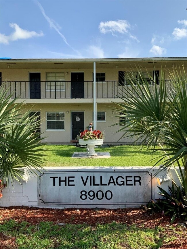 Building Photo - 8900 W Sample Rd Unit 204 Rental