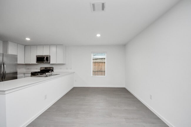 Photo - 3073 Fantasy Ter Dr