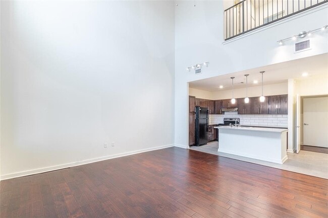 Building Photo - South Austin Serenity Rental