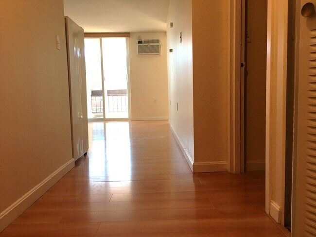 863 Massachusetts Ave Unit 311