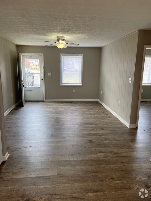 Building Photo - 3111 Fisk Rd Unit 3111 Fisk Road Rental