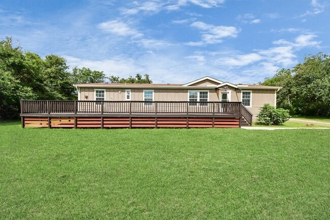 Photo - 4000 Mustang Rd House