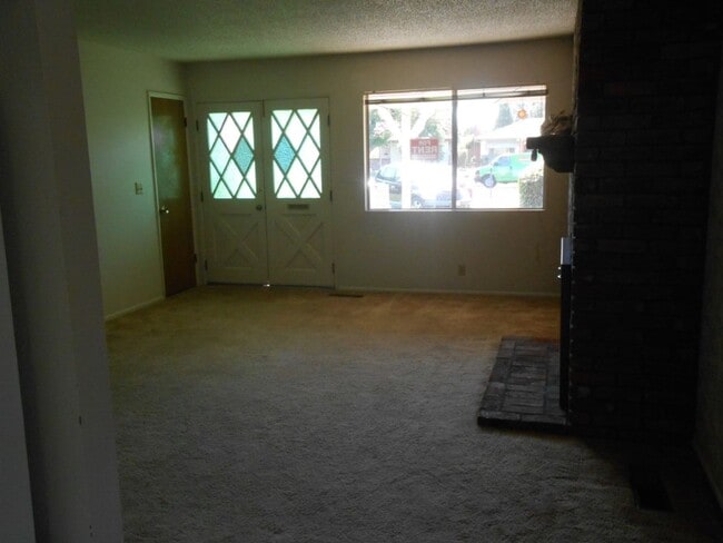 Photo - 18-20 Plaza Way Unidad 18