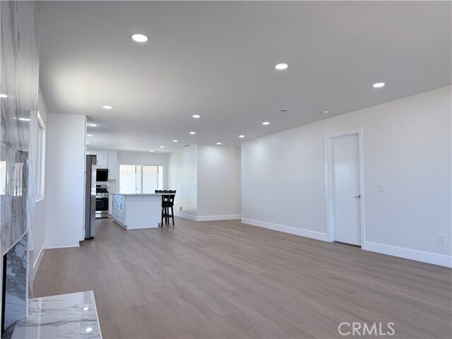 12650 Cypress Ave