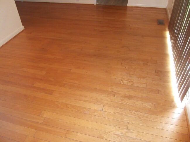 Photo - Village Hills