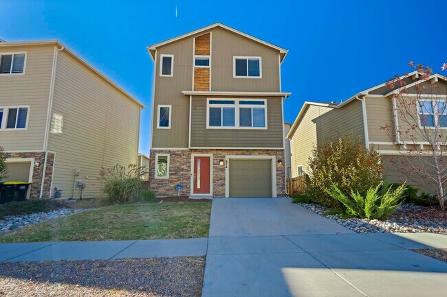 Photo - Modern 3bd Home Near Peterson AFB on Power...