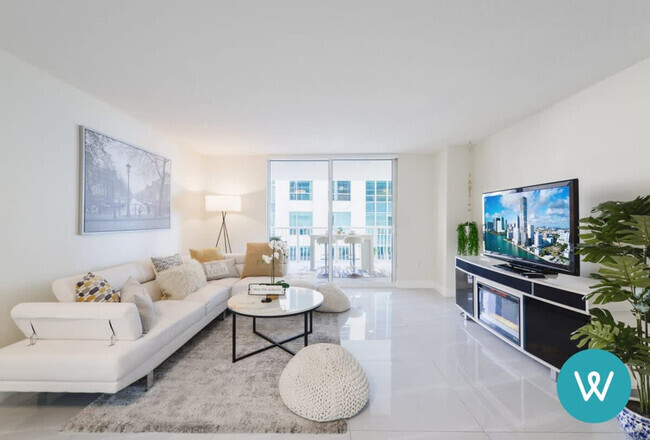 Building Photo - 1200 Brickell Bay Dr Unit FL15-ID1022210P Rental